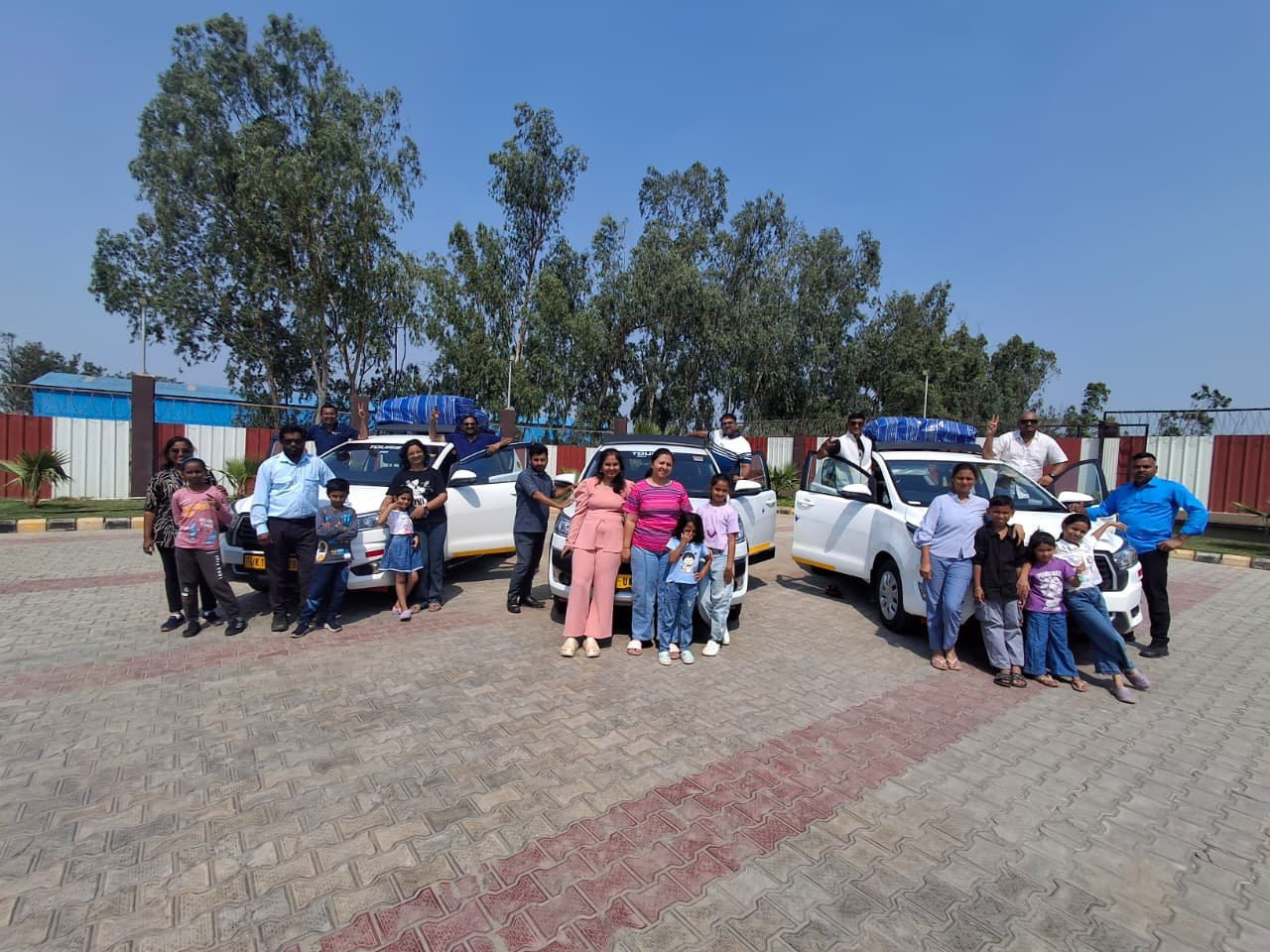 Travellers with tourist vehicles