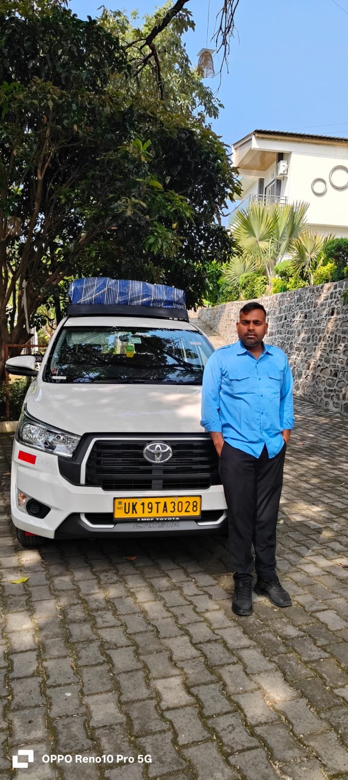 Tourist taxi vehicle